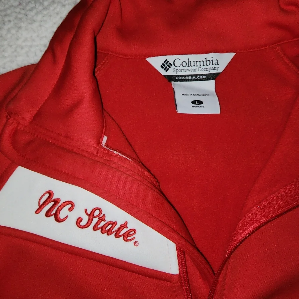 Columbia Like New , N.C  State Jacket , Size Large - Picture 15 of 15